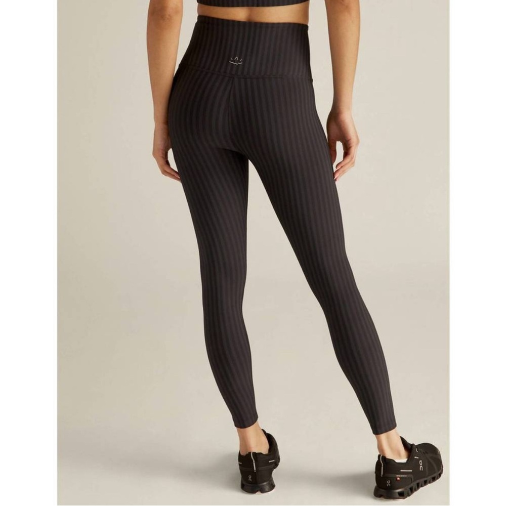 Beyond Yoga Spacedye high waist legging in black striped jacquard